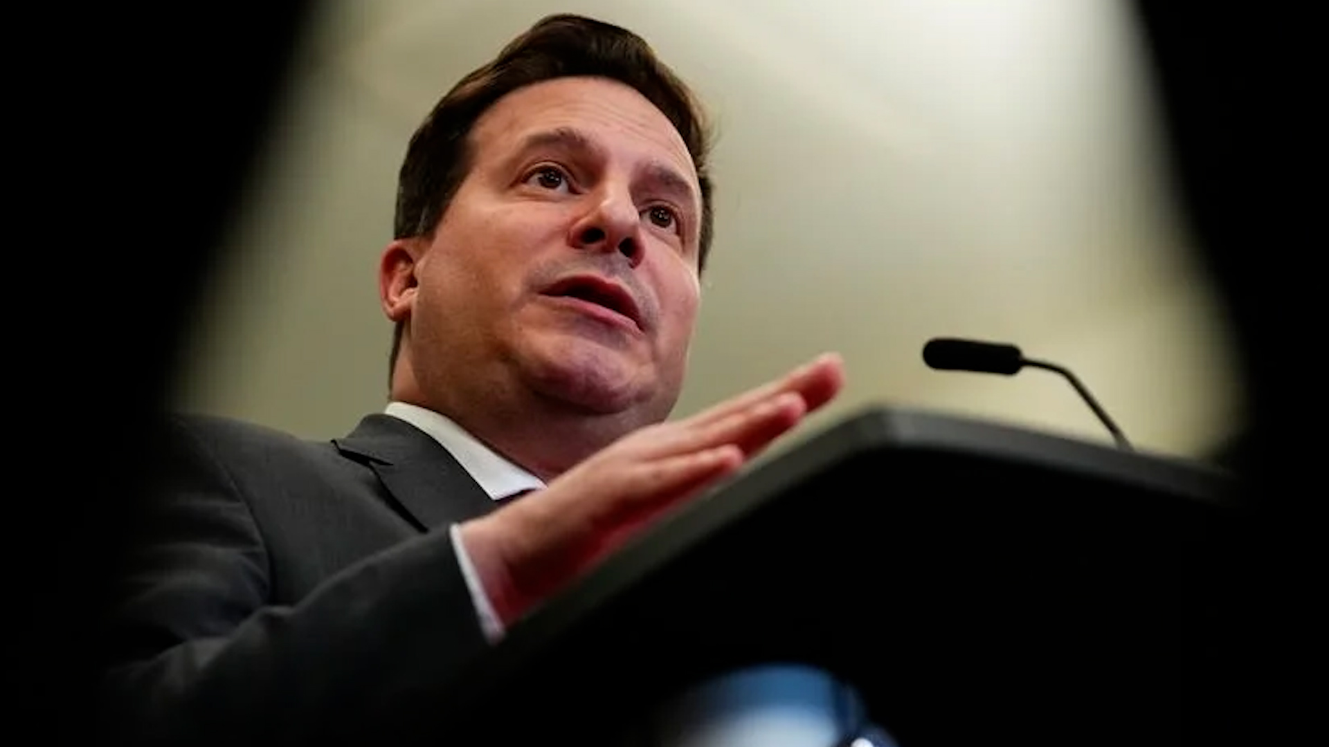 Click to play video: 'MP demands Mendicino’s resignation during PROC committee hearing'