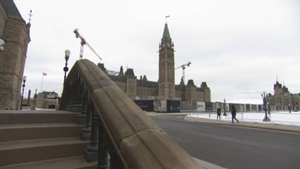 Click to play video: 'Trudeau launches Canada-U.S. relations council, as Smith goes rogue on Trump tariff response'