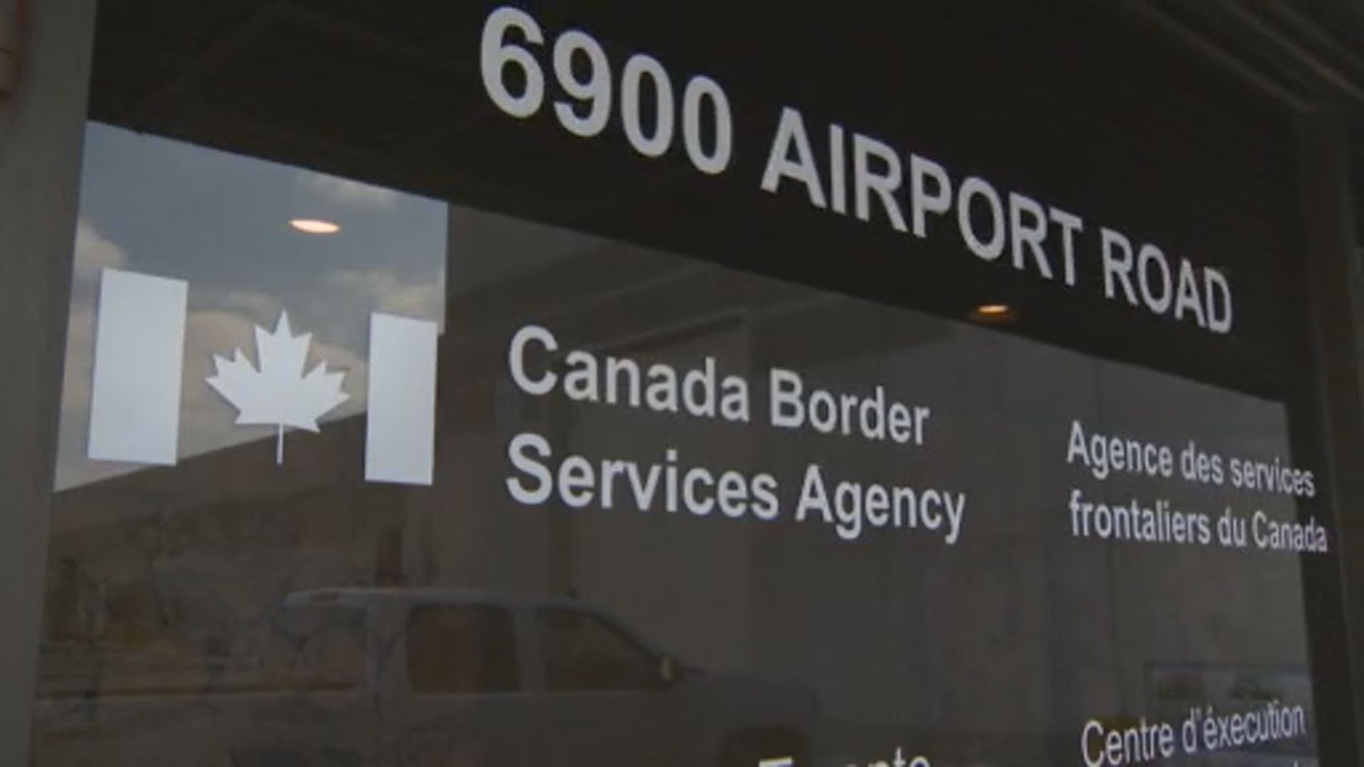 Click to play video: '‘All hands on deck’ to beef up Canada’s border security after Trump’s tariff break'