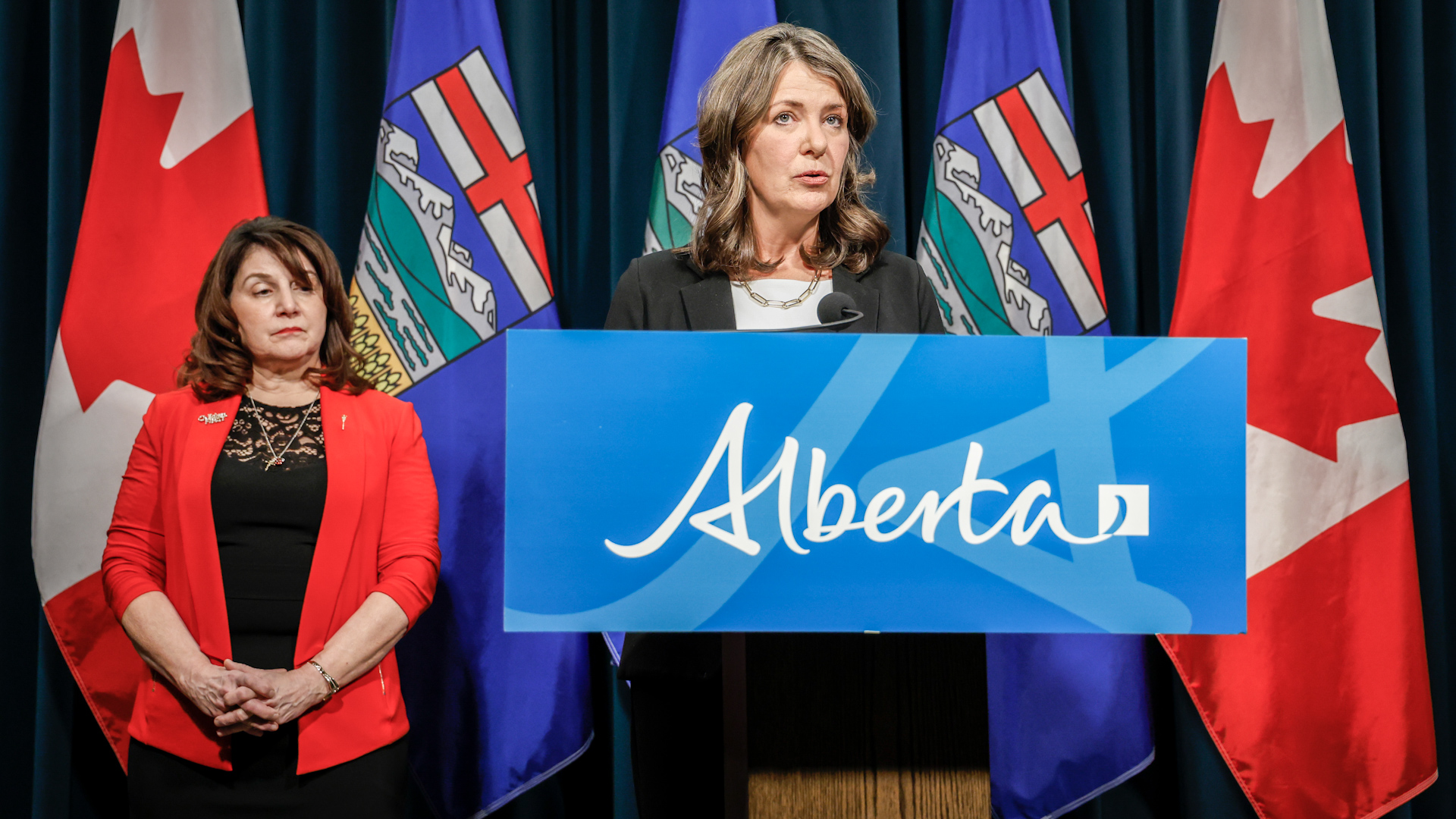 Click to play video: 'Danielle Smith, Adriana LaGrange deny allegations of AHS government interference'