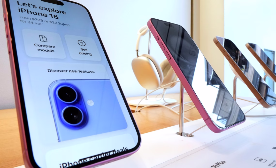 Apple lashes out at iPhone porn app maker and EU rules allowing its download