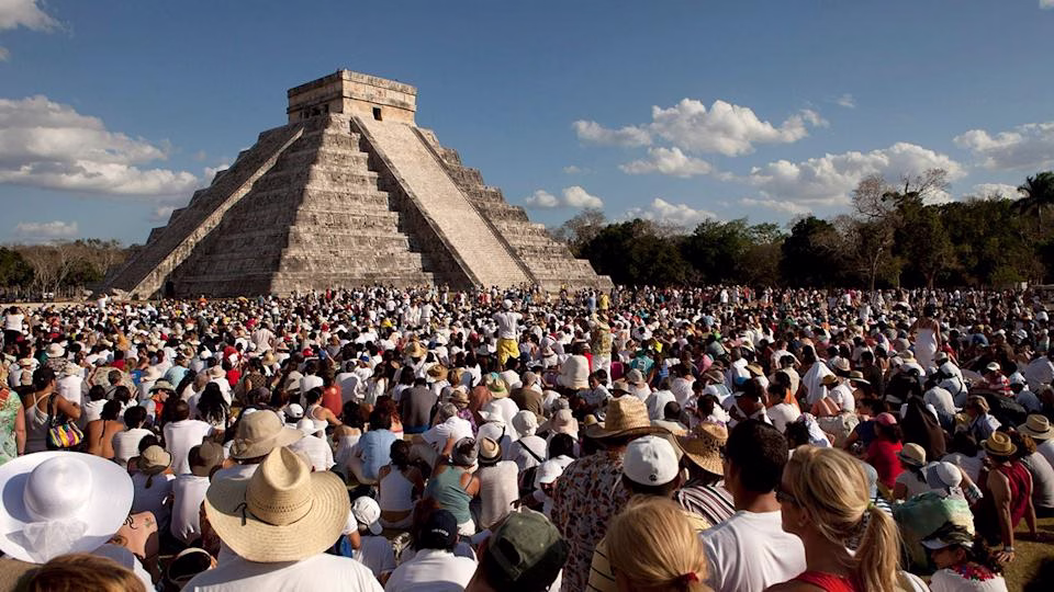 The pyramid of Chichen Itza