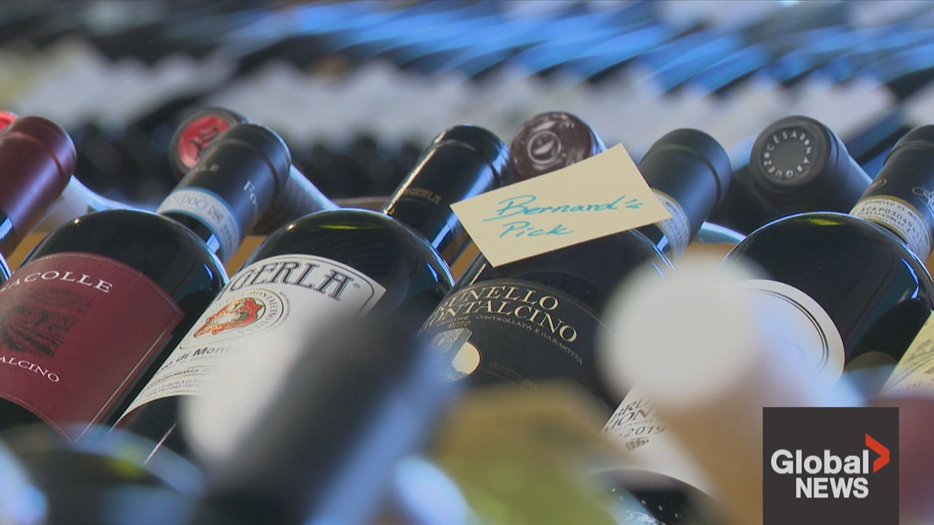 Click to play video: 'Alberta bans future US liquor purchases'