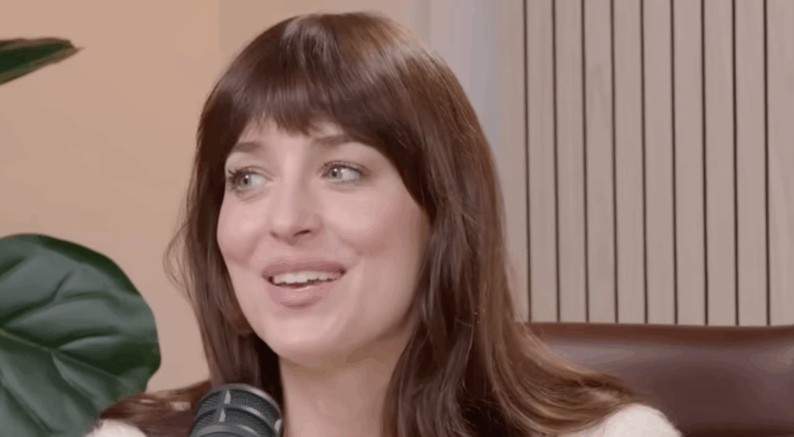 Dakota Johnson Reacts To Worst Actress Win
