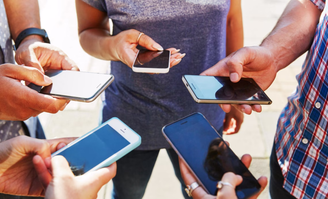 How to share your Wi-Fi password across iPhones, Androids and other devices
