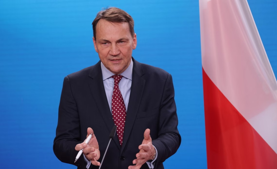 Polish foreign minister called on Trump's envoy Kellogg to resume arms supplies to Ukraine – The Telegraph