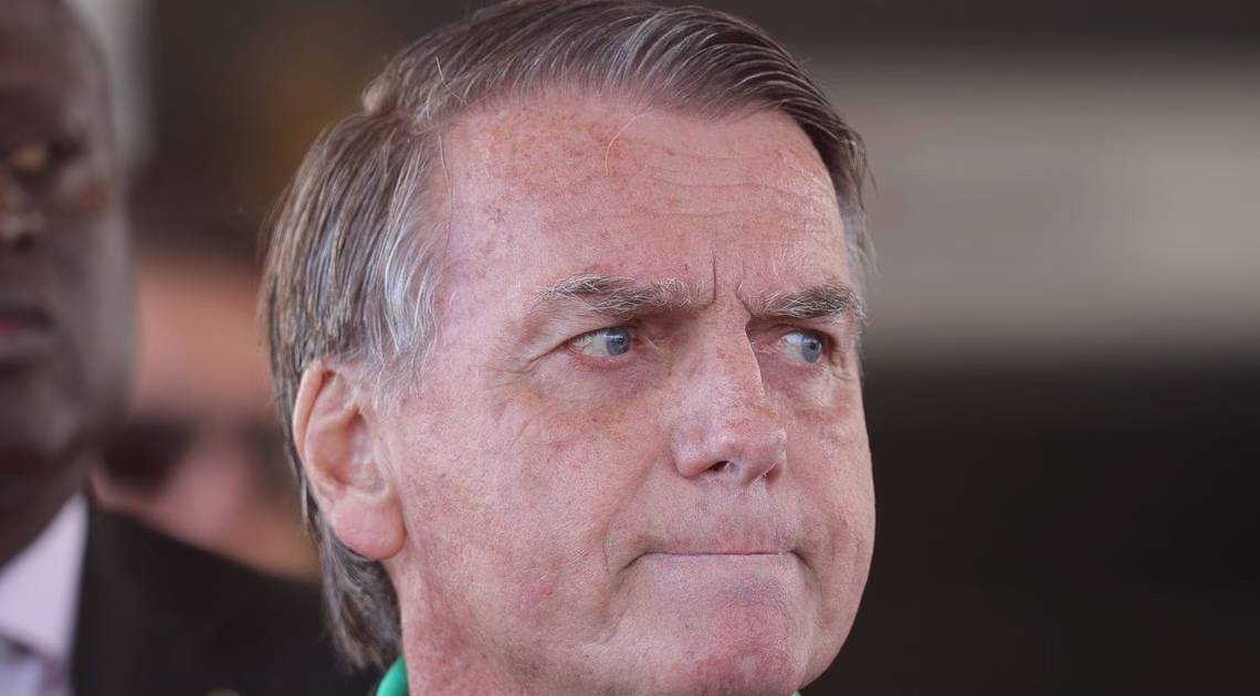 Brazil Supreme Court Orders House Arrest For Bolsonaro
