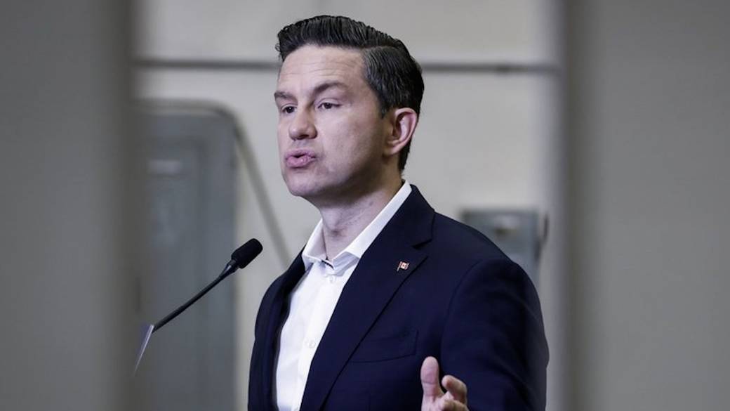 Click to play video: 'Poilievre looks to take Battle River-Crowfoot Byelection on Monday'