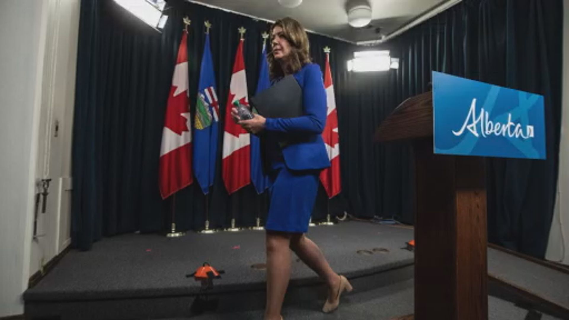 Click to play video: 'Alta. premier says she’ll work with Carney ‘in good faith’ to repair relations'
