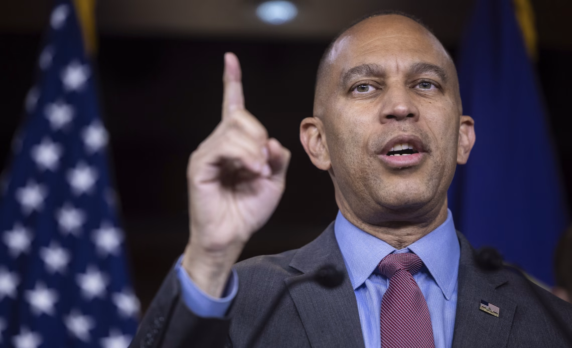 Hakeem Jeffries’ redistricting crusade runs into resistance from fellow Democrats