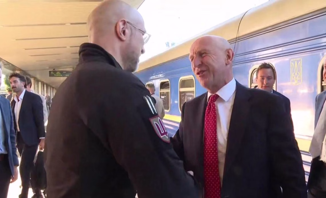 UK defence secretary arrives in Kyiv – video