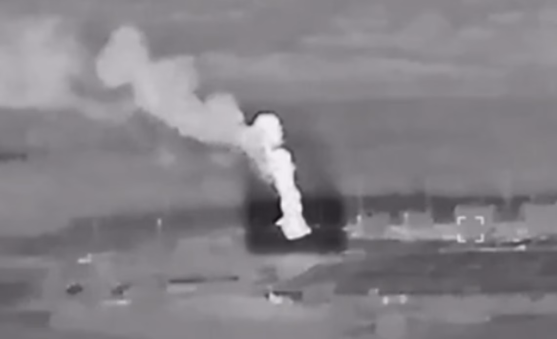 Ukrainian defence forces strike oil pipeline in Russia's Bryansk Oblast – video